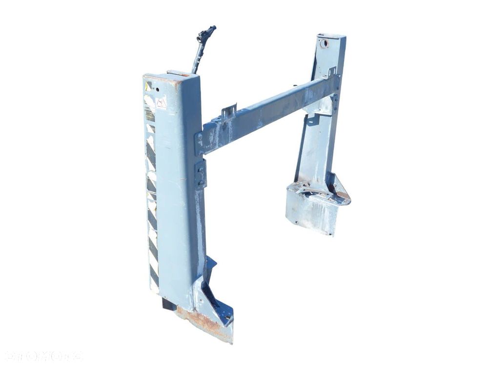 Zamiatarka Tennant M20 Rama Tylna Mocowanie Wieża 9002400 - 1