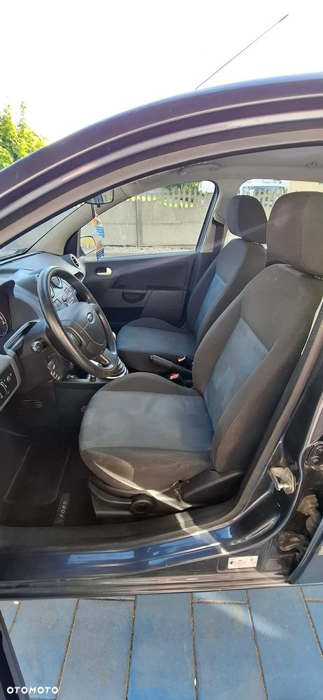Ford Fiesta - 6