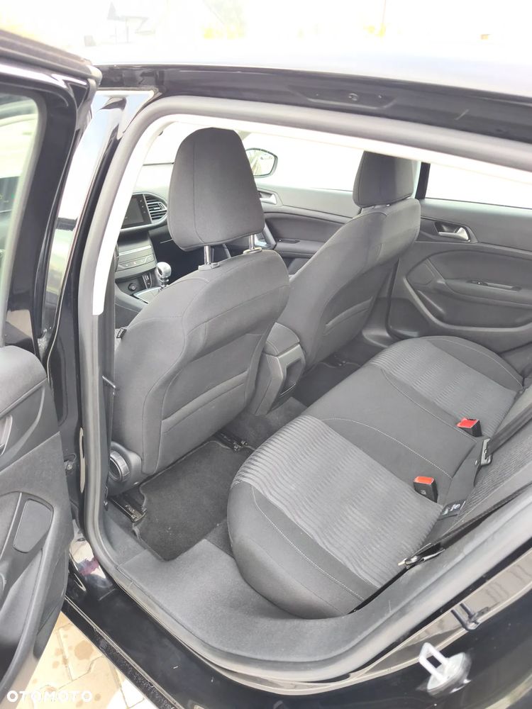 Peugeot 308 1.2 PureTech Active S&S - 11