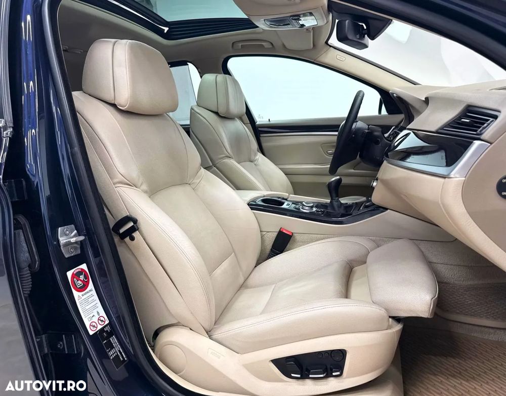 BMW Seria 5 520d Luxury Line - 21