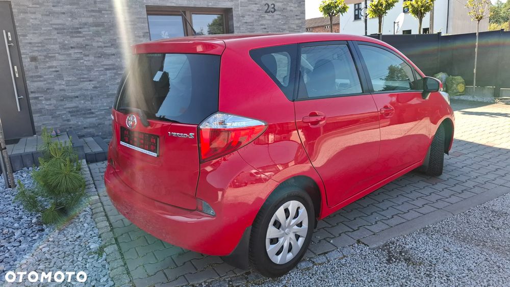 Toyota Verso S 1.33 VVT-i Comfort - 10