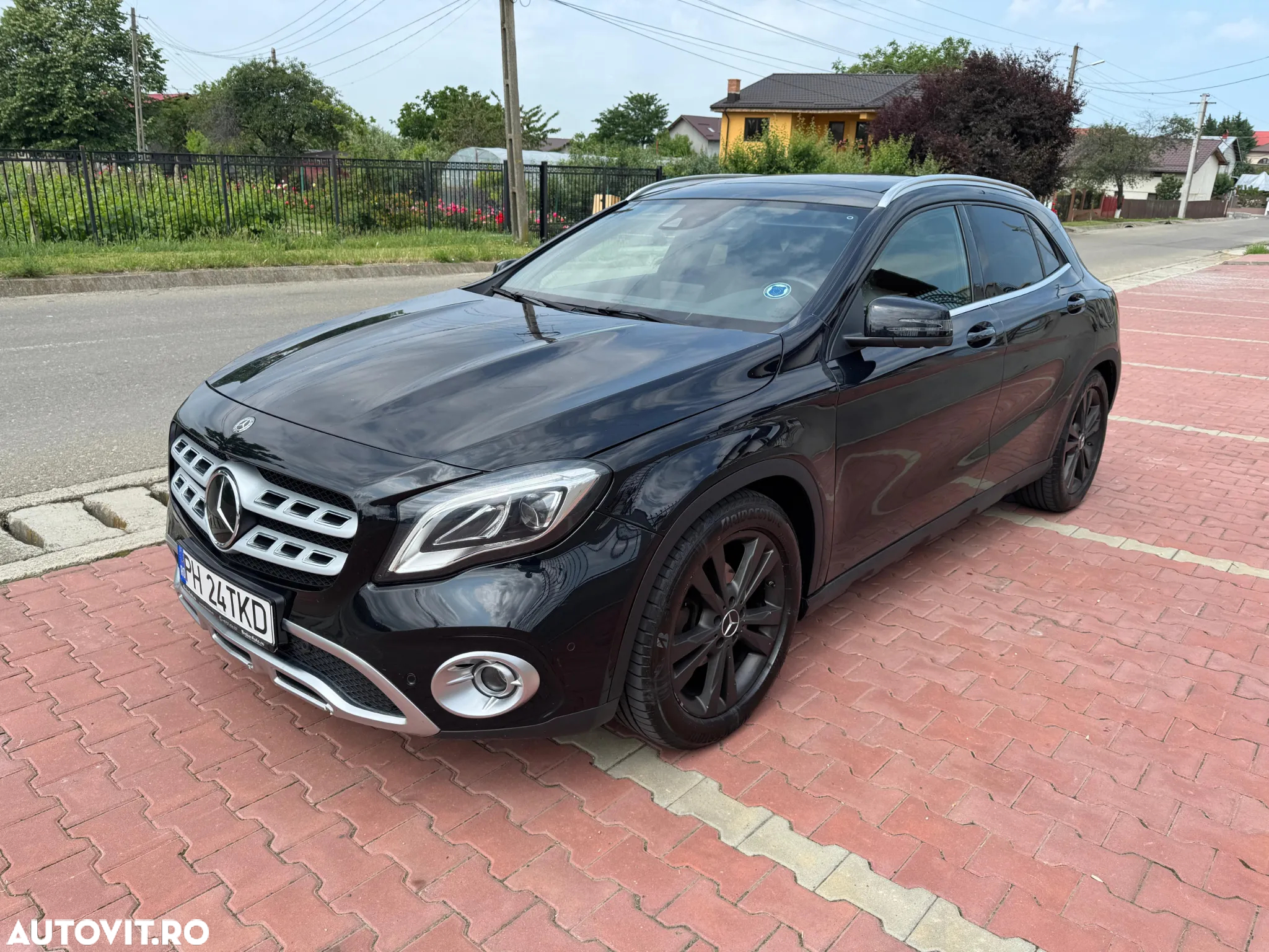 Mercedes-Benz GLA 250 4Matic 7G-DCT AMG Line - 2