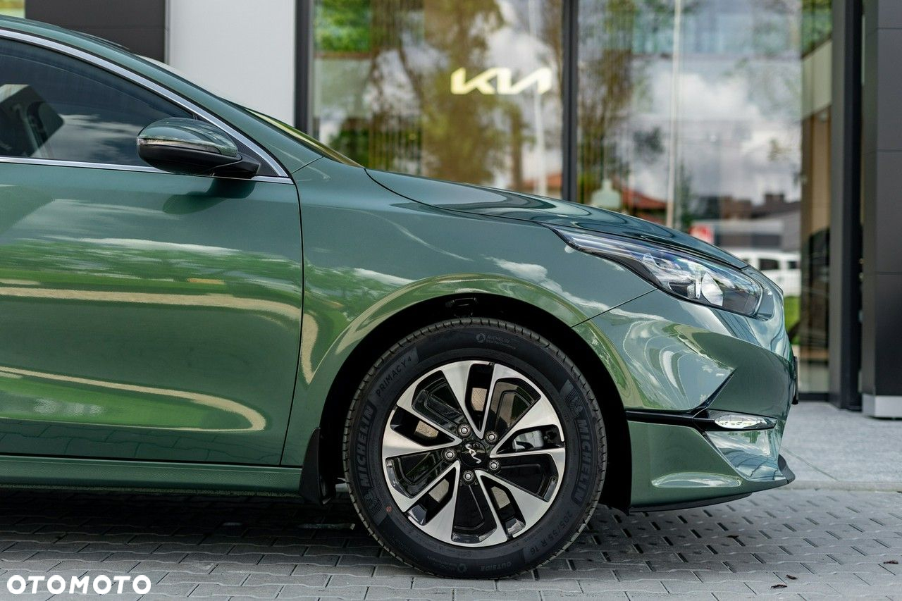 Kia Ceed - 7