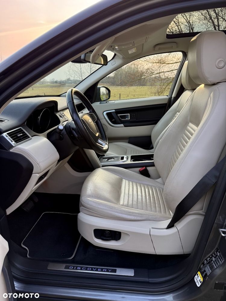 Land Rover Discovery Sport 2.0 Si4 HSE Luxury - 14