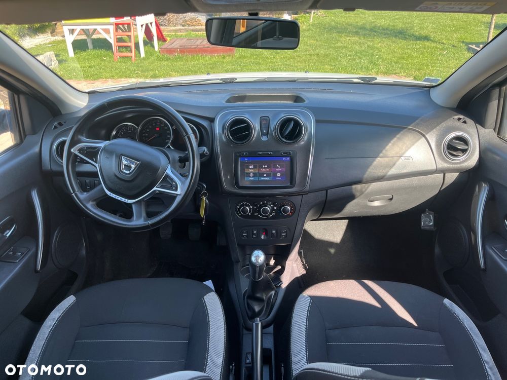 Dacia Logan dCi 90 S&S Stepway Celebration - 19