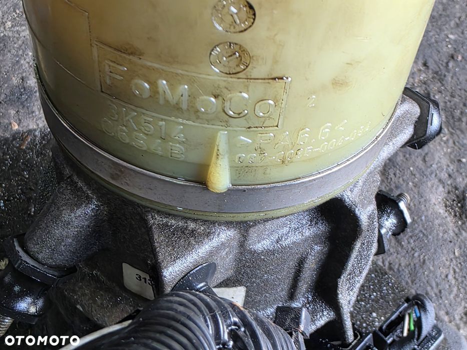 Pompa wspomagania Volvo - 5