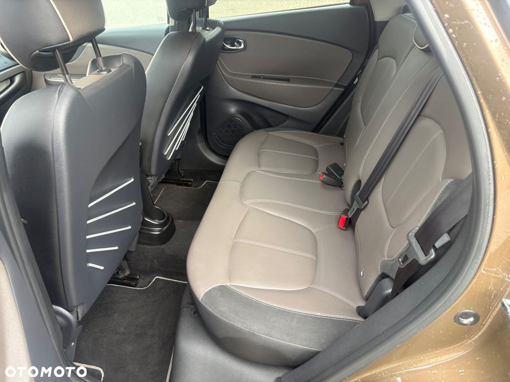 Renault Captur 1.2 Energy TCe S-Edition EDC - 24