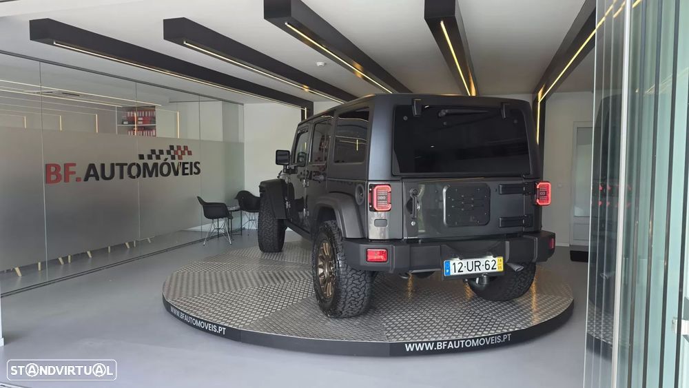 Jeep Wrangler Unlimited 2.8 CRD Sahara AT - 18