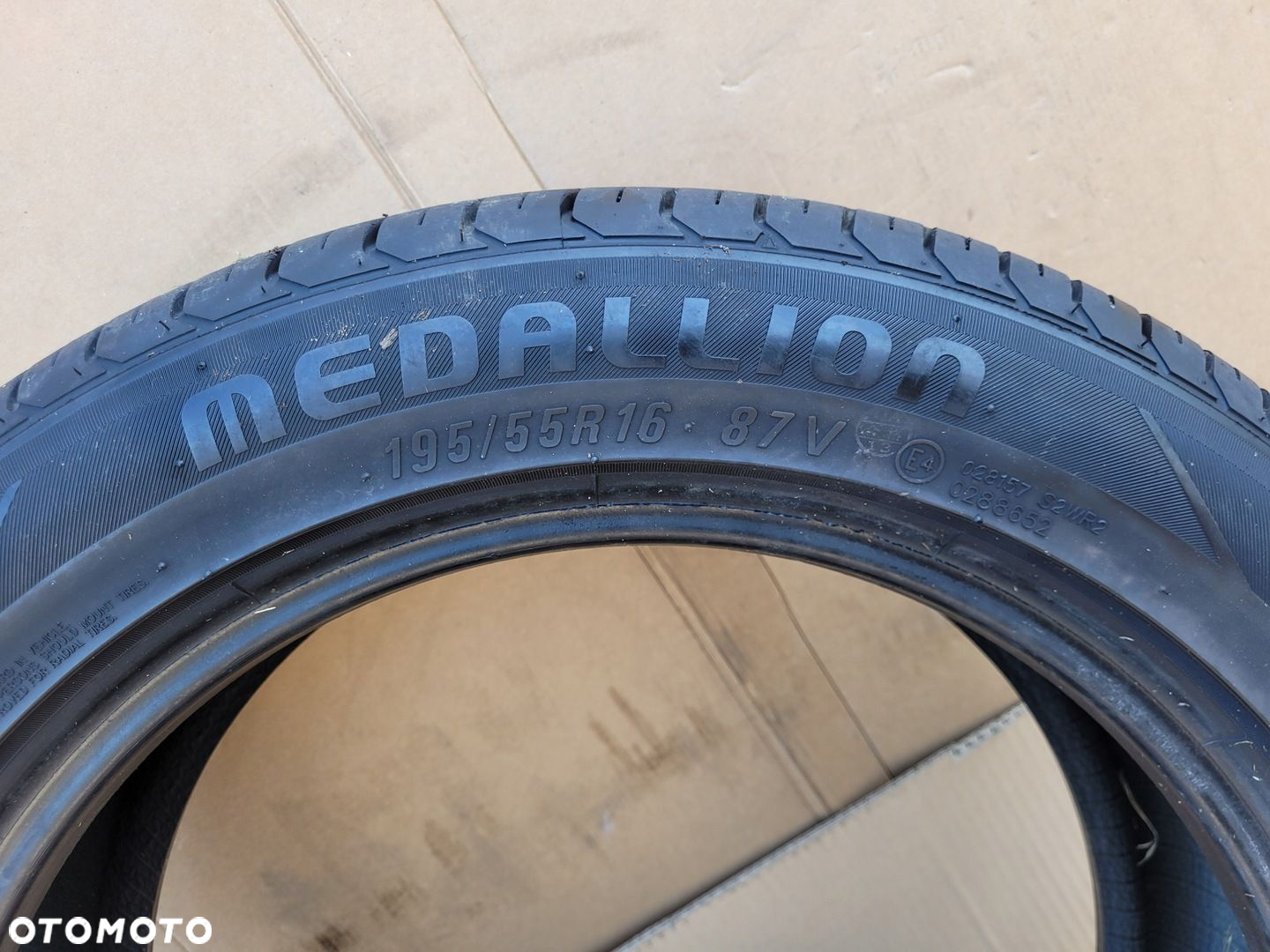 CST MEDALLION MD-A1 195/55 R16 87 V - 5