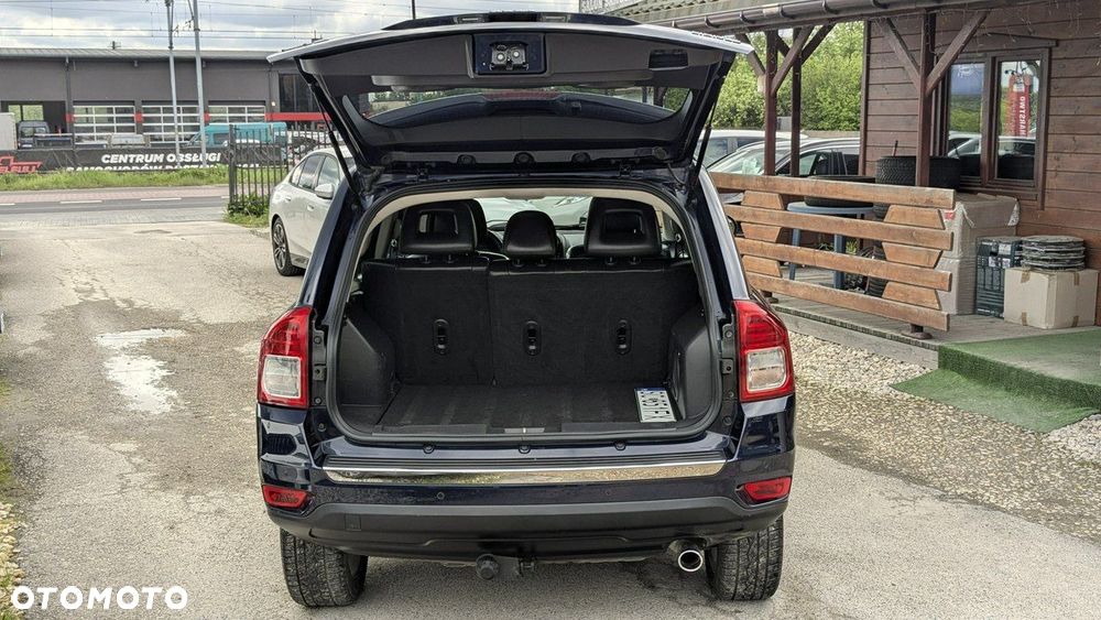 Jeep Compass - 35