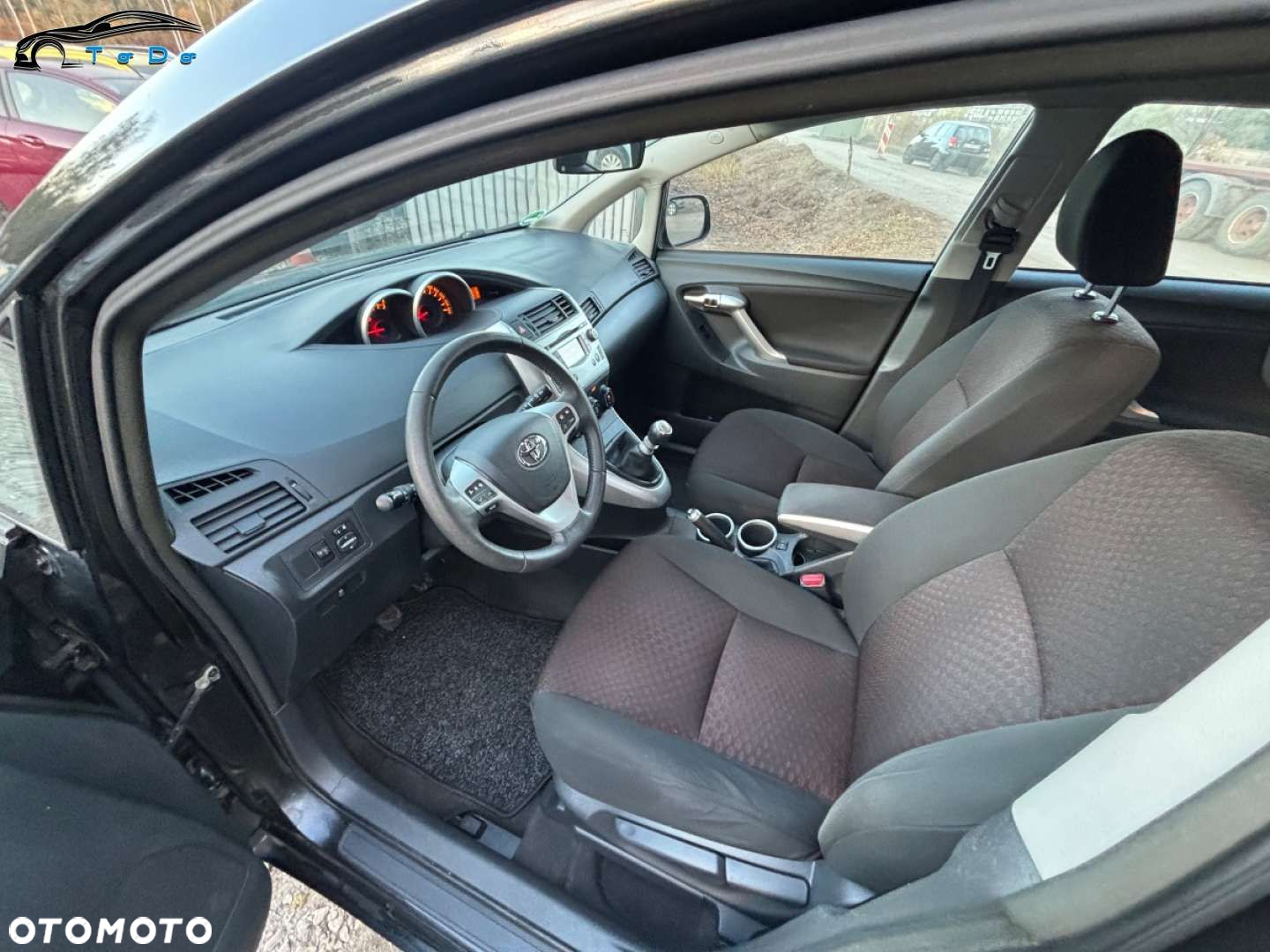 Toyota Verso 1.8 Sol plus - 27