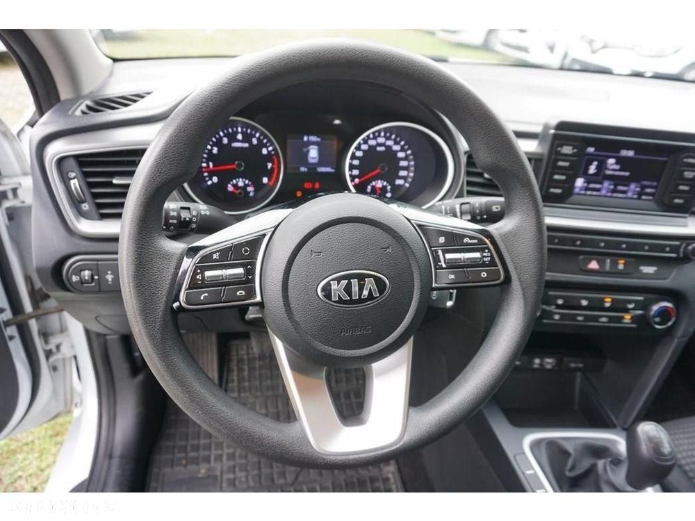Kia Ceed - 18