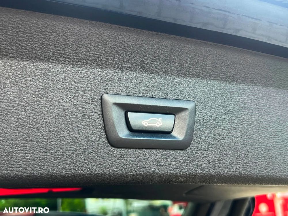 BMW X1 sDrive18d xLine - 12