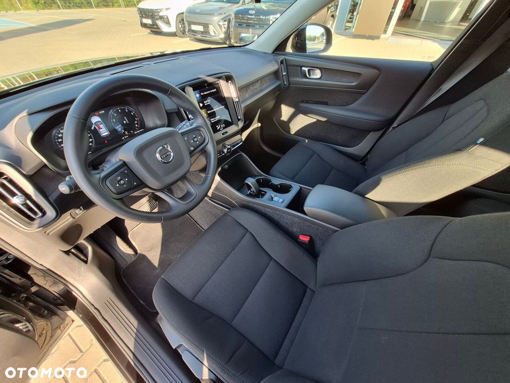 Volvo XC 40 T3 Momentum Core - 12
