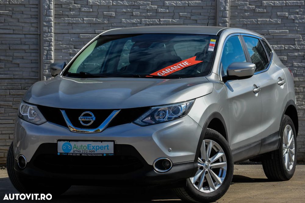 Nissan Qashqai 1.5 DCI N-Connecta - 2