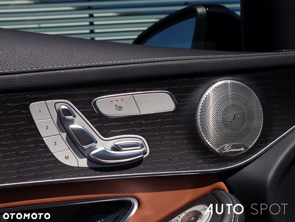 Mercedes-Benz GLC 300 d 4Matic 9G-TRONIC AMG Line - 17