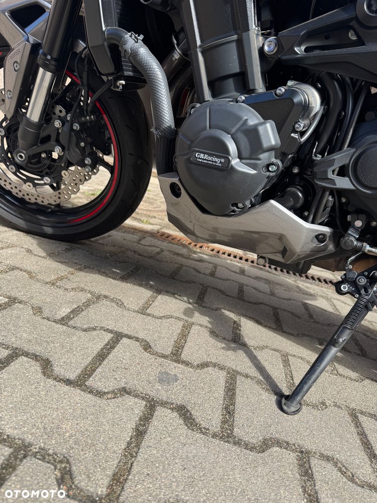 Kawasaki Z 900 - 14