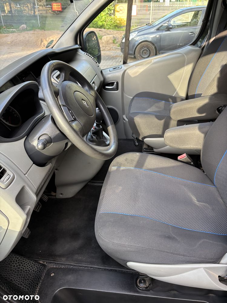 Renault Trafic - 15