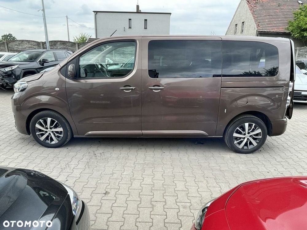 Toyota Proace Verso 2,0-l-D-4D (5-Si.) Autm Family compact - 2