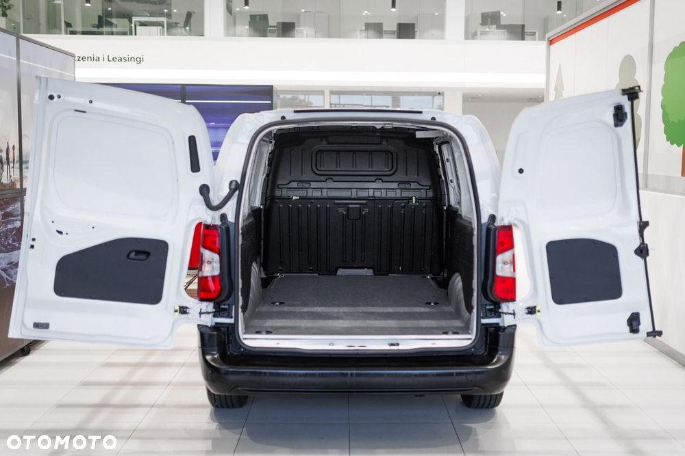 Toyota Proace City - 18