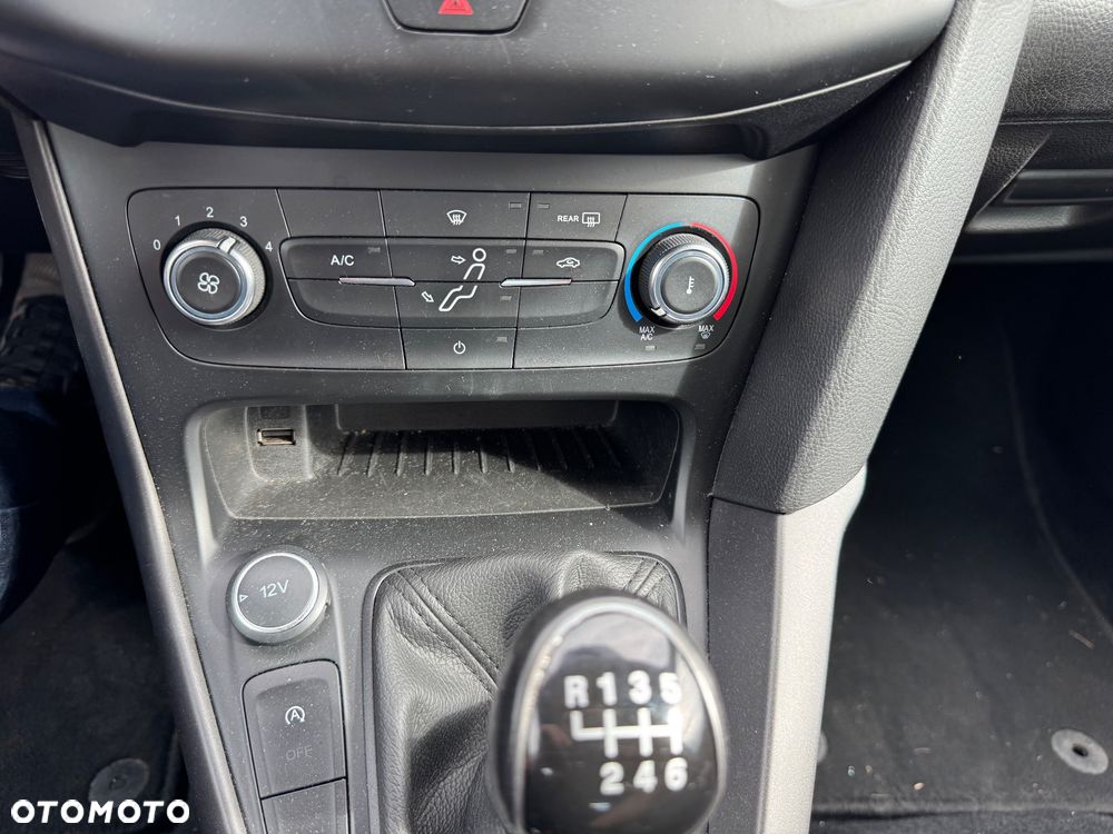 Ford Focus 1.0 EcoBoost Edition - 12