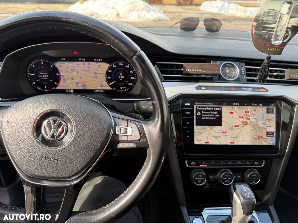 Volkswagen Passat 2.0 TDI DSG Highline - 7