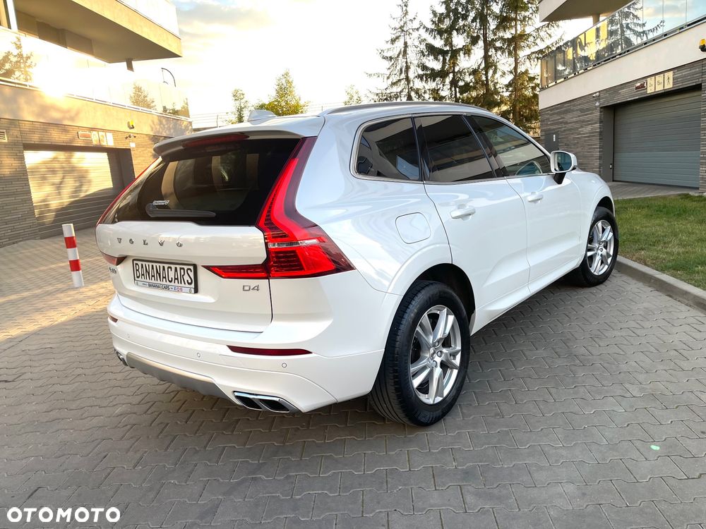 Volvo XC 60 D4 Momentum Pro - 23
