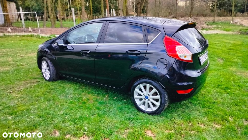 Ford Fiesta 1.5 TDCi Titanium - 8