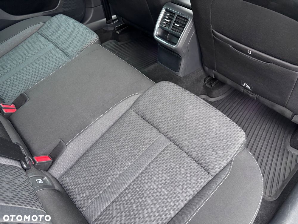 Skoda Octavia 2.0 TDI Style DSG - 27