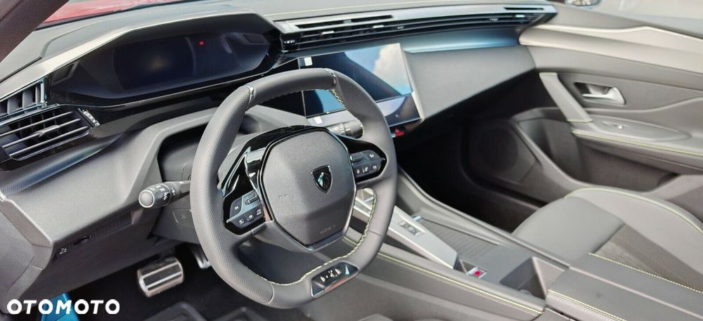 Peugeot 408 - 12