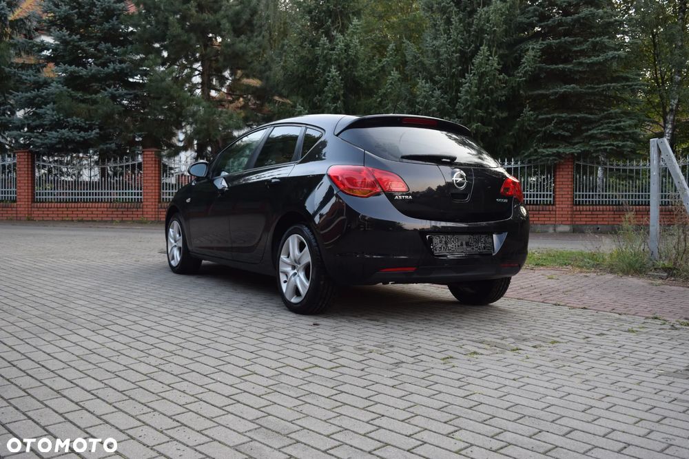 Opel Astra - 7