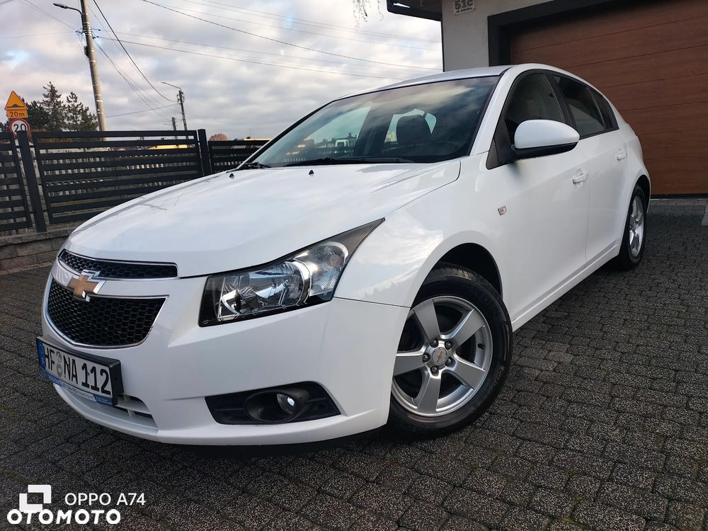 Chevrolet Cruze 1.6 LT+ - 1