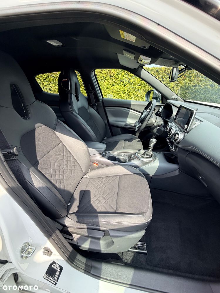 Nissan Juke 1.0 DIG-T Tekna - 16