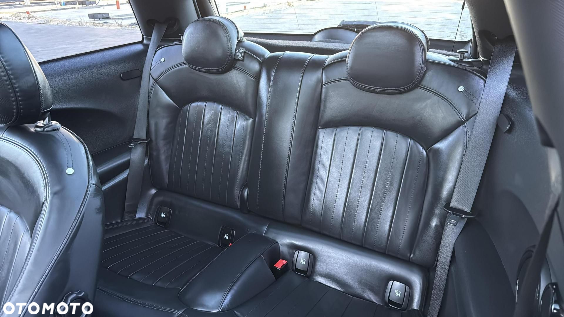 MINI Cooper SE Electric Trim - 18