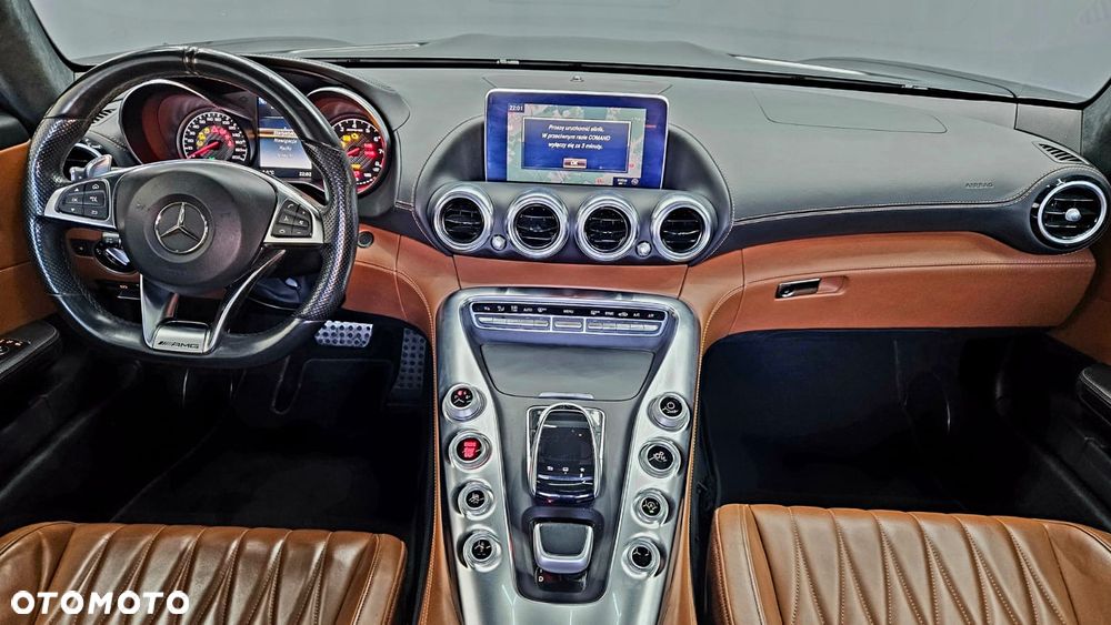 Mercedes-Benz AMG GT - 16