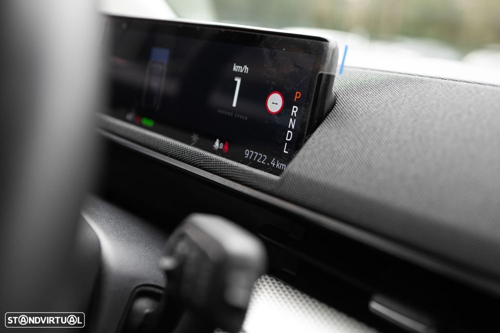 Ford Mustang Mach-E Alargada AWD - 32