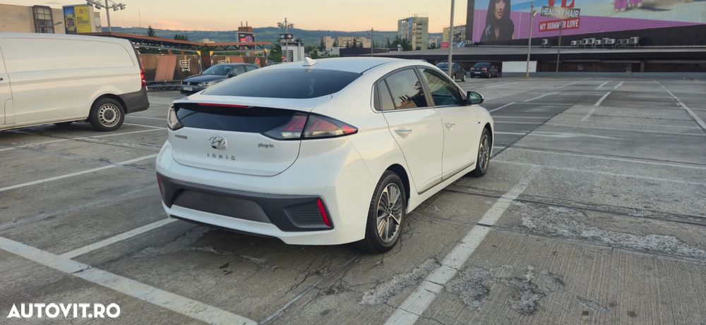 Hyundai IONIQ 1.6 141CP Exclusive - 6