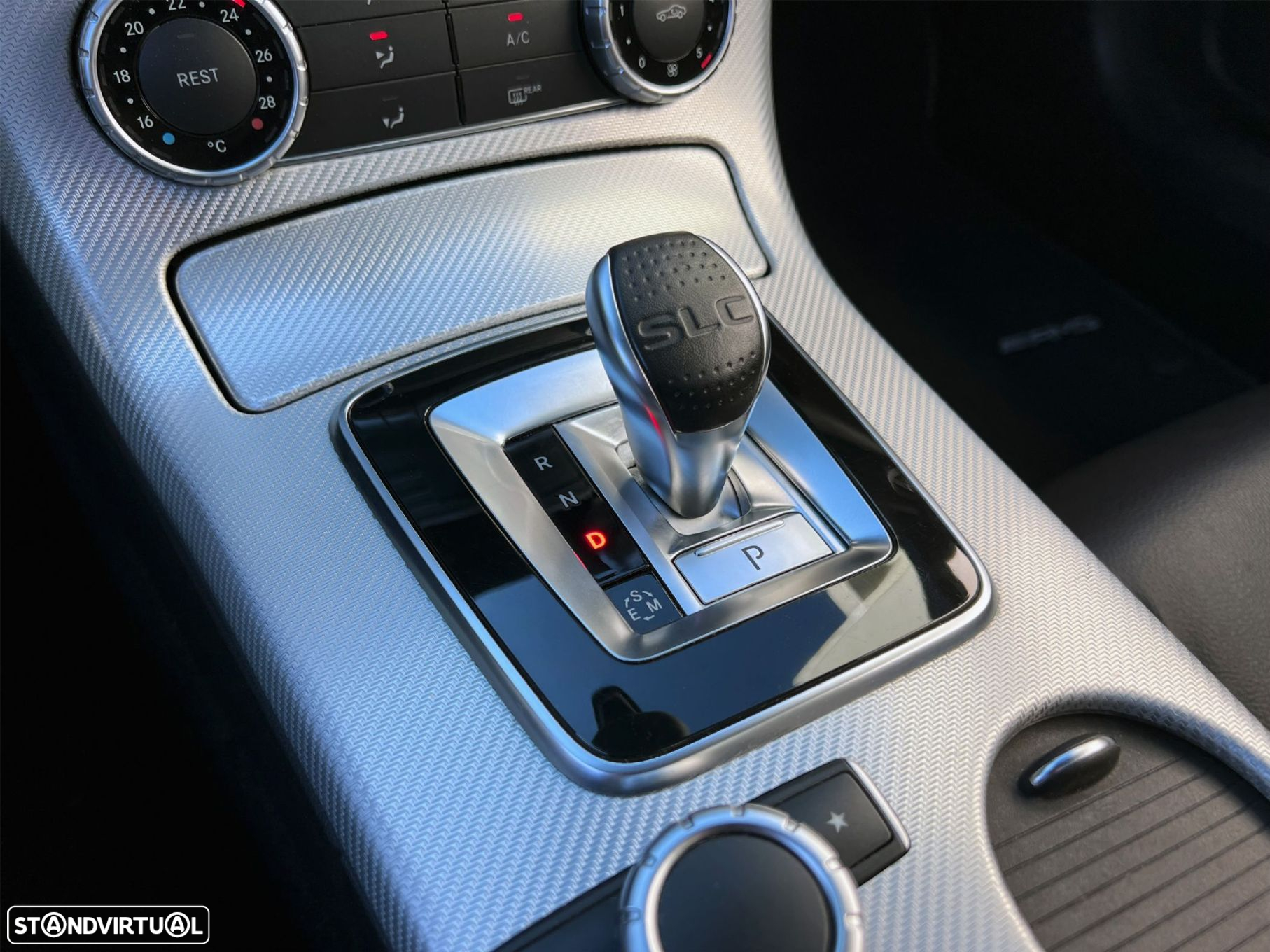 Mercedes-Benz SLC 180 - 33