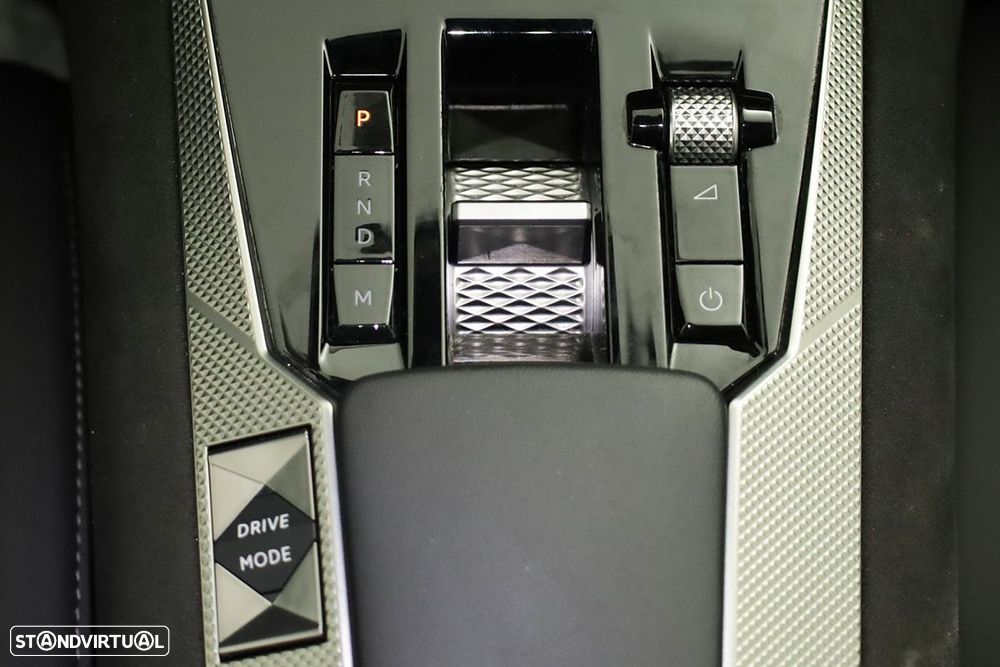 DS DS4 4 1.2 PureTech Performance Line EAT8 - 15