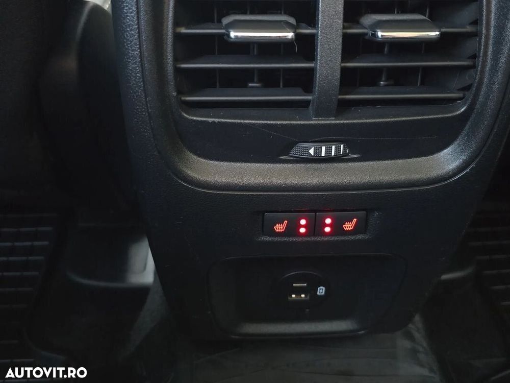 Ford Kuga 2.5 Duratec PHEV Titanium - 37