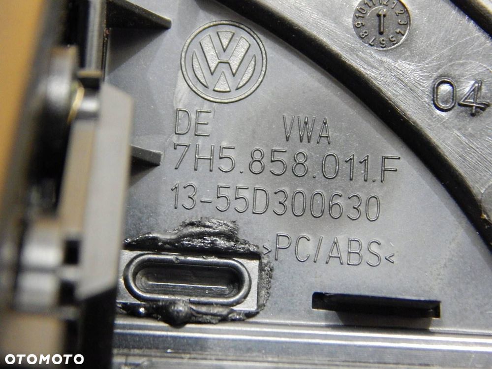vw t5 multivan ramka osłona konsoli radia 7h5857211f komplet - 3