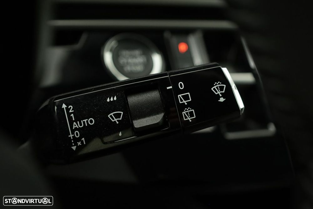 Peugeot 5008 1.2 Hybrid Allure e-DCS6 - 17