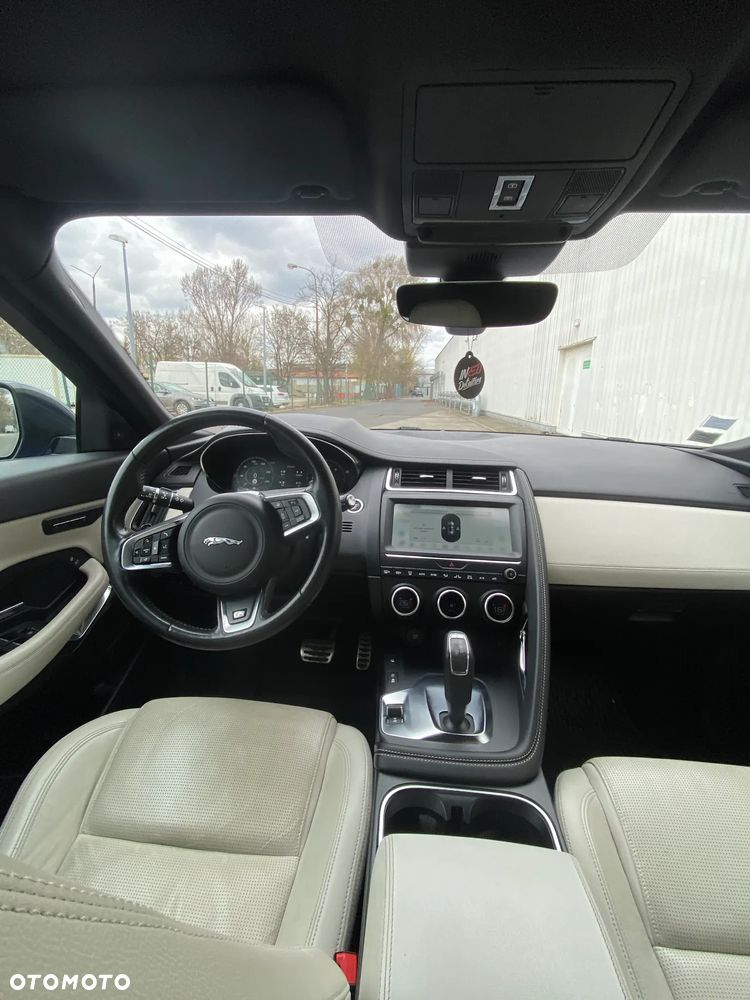 Jaguar E-Pace 2.0 i4D AWD - 16