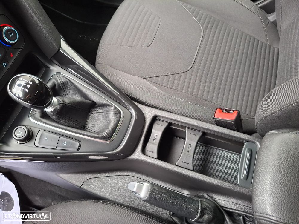 Ford Focus SW 1.5 TDCi Titanium - 7