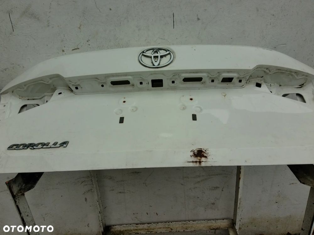 TOYOTA COROLLA E21 SEDAN KLAPA TYŁ TYLNA - 5