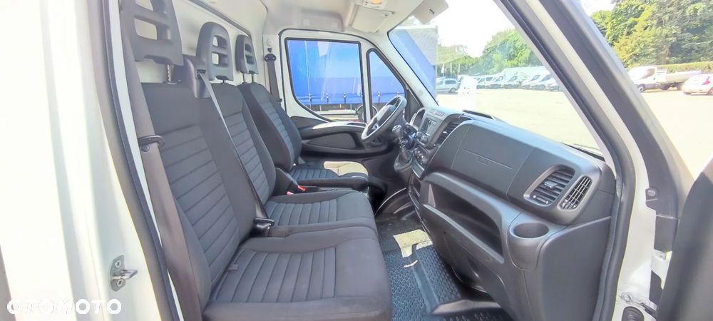 Iveco Daily KONTENER WINDA 35C16 - 11