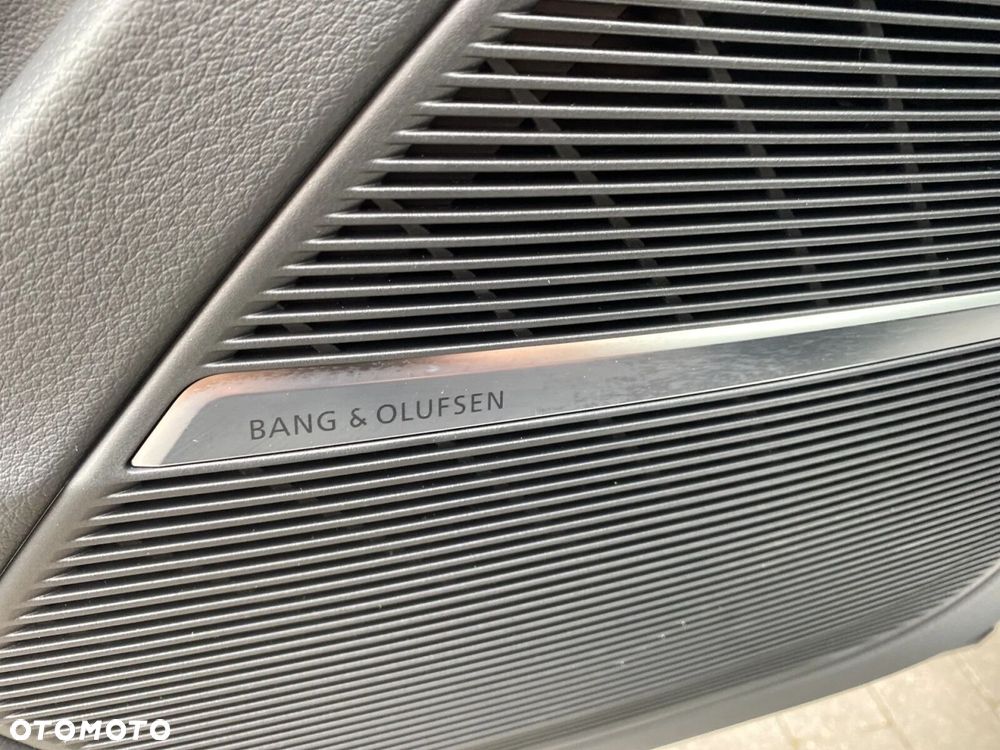 Audi SQ8 - 10