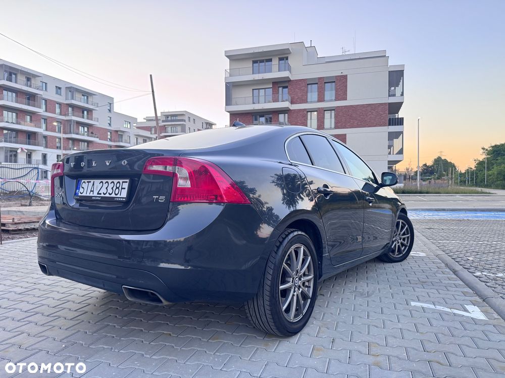Volvo S60 T5 Drive-E Summum - 5