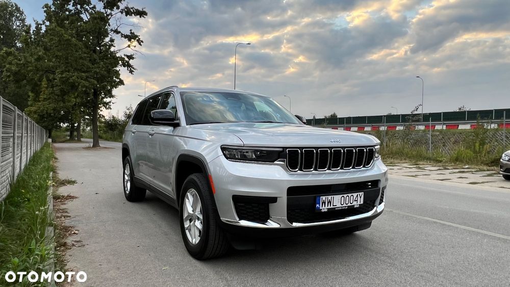Jeep Grand Cherokee - 17
