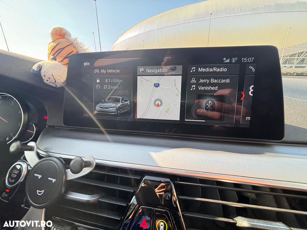 BMW Seria 5 520d Aut. - 9